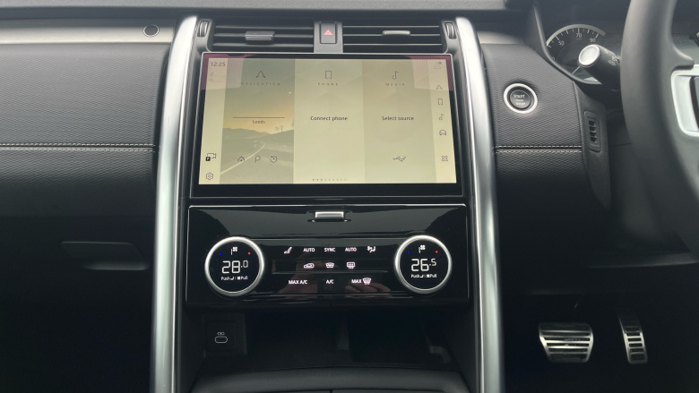 Land Rover Discovery 3.0 D300 R-Dynamic HSE 5dr Auto Diesel Station Wagon